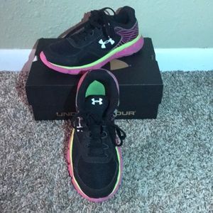Under Armour Girls Sneakers